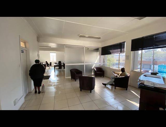 790M² WAREHOUSE TO LET IN PINETOWN CENTRAL